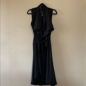 Love Tree sleeveless sweater